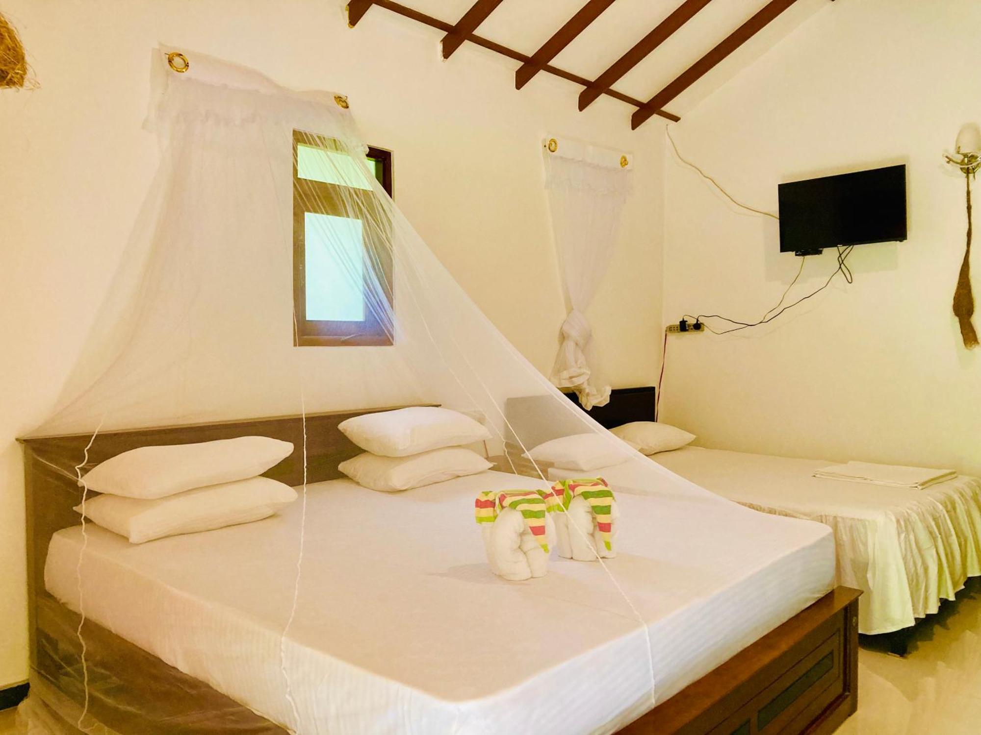 Suncity Privacy Cottages Udawalawe Exterior foto